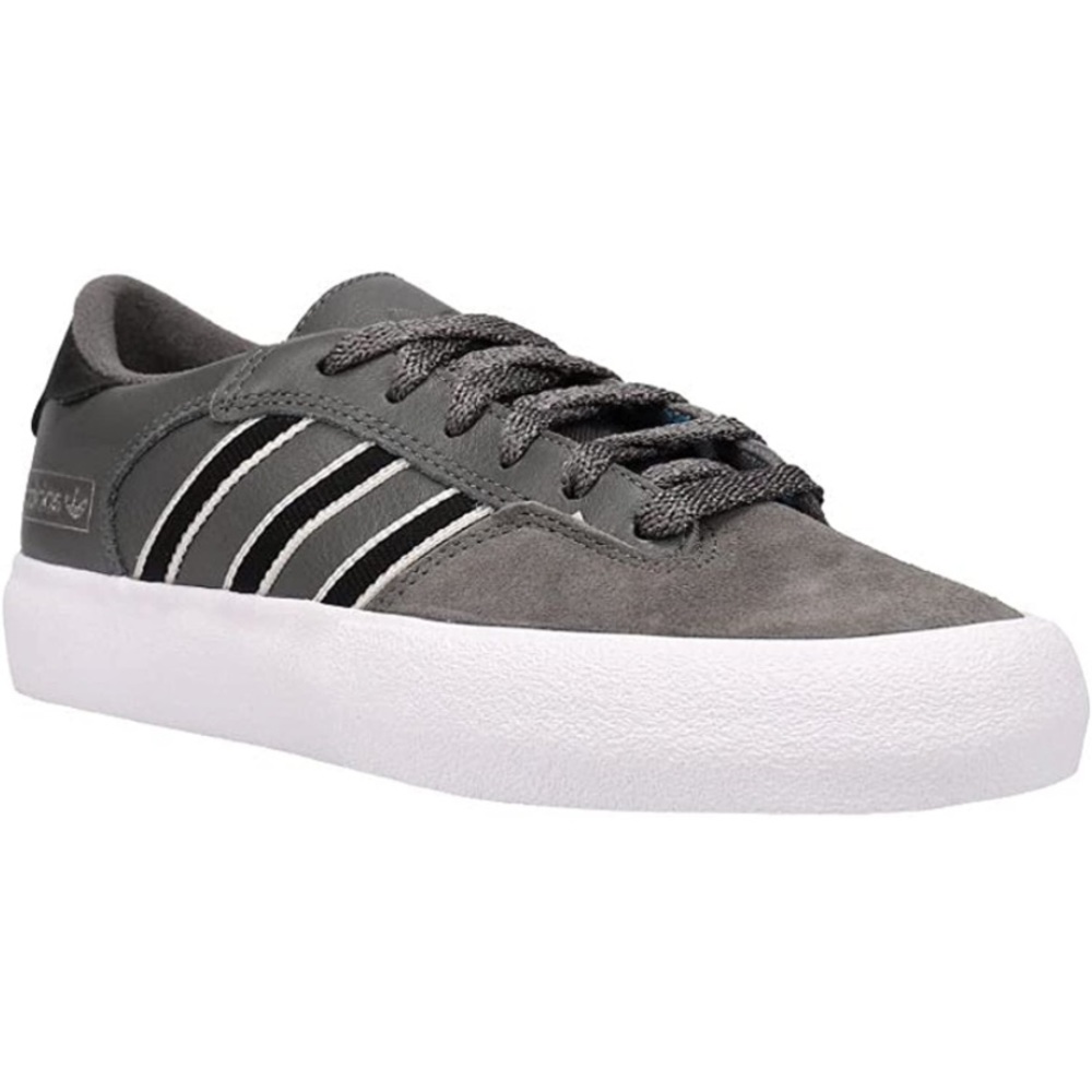 Adidas mens matchbreak super size 10